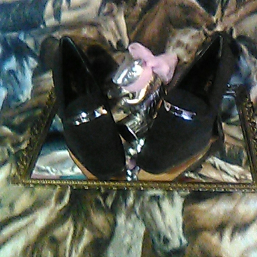 Vintage Hunt Club Pumps